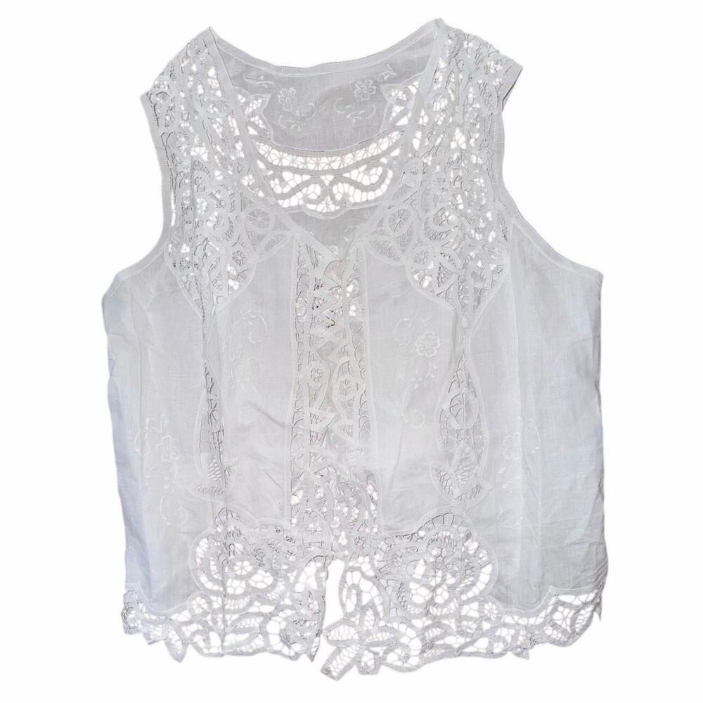 White cotton lace eyelet embroidered vest cottagecore clean girl layering boho